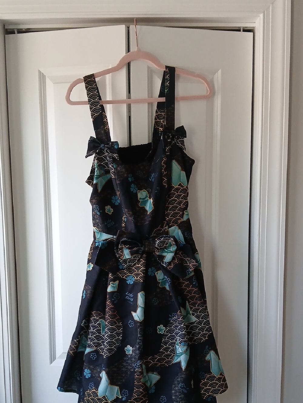 Lady Sloth Paper Menagerie
Navy Teal Gold Origami Print Sundress SZ LARGE *READ